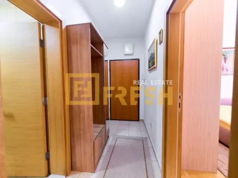 Rent, one bedroom apartment, 50m², Krivi Most, Podgorica - image 7