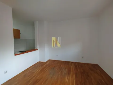 Prodaja, jednosoban stan, 32m², Rotkvarija, Novi Sad Sve Podlokacije - image 4