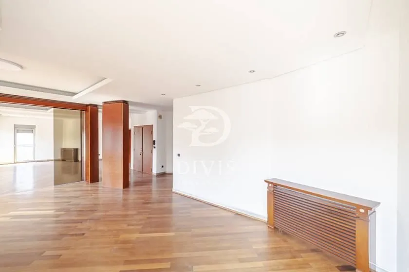 Prodaja, četvorosoban stan, 286m², Dedinje Sve Podlokacije, Beograd