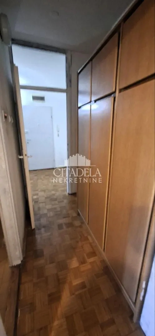Prodaja, dvosoban stan, 57m², Vidikovački venac, Rakovica