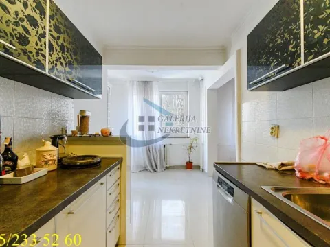 Sale, four bedroom apartment, 105m², Savski Venac, Beograd - image 7