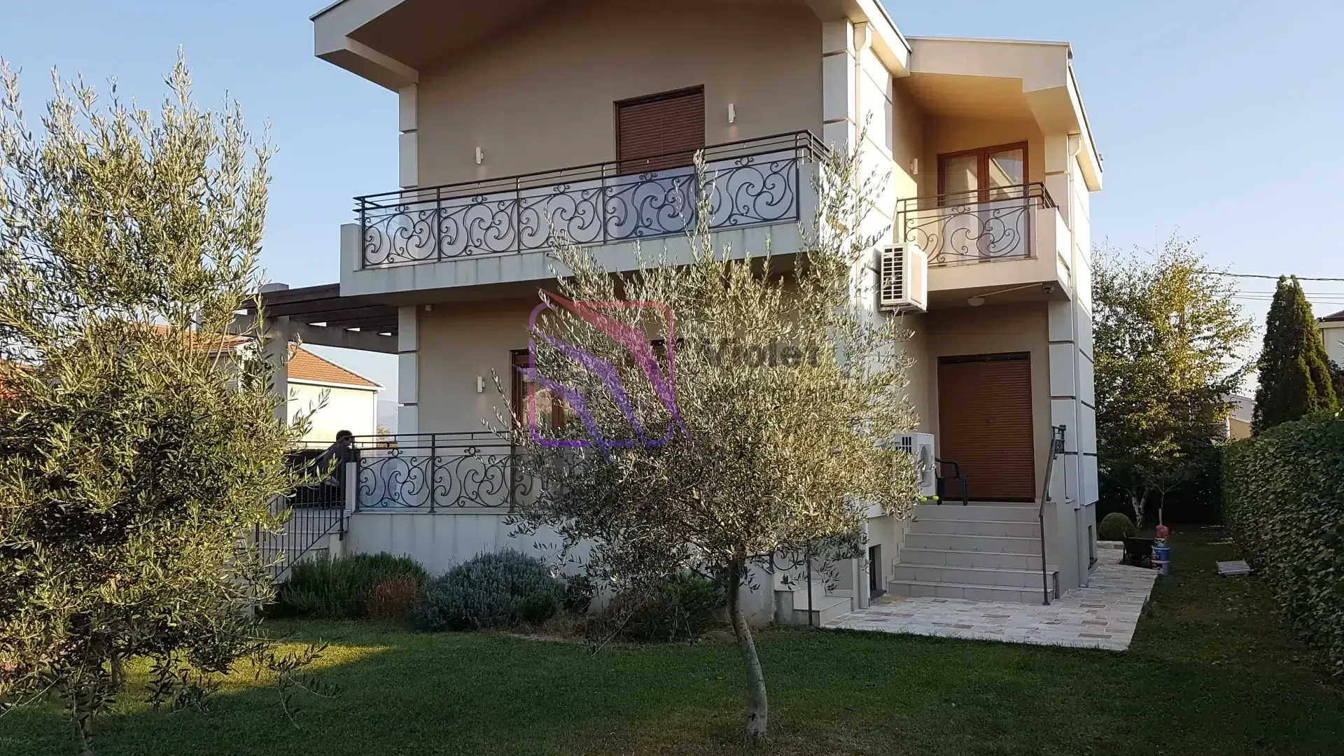 Rent, house, 262m², Zabjelo, Podgorica