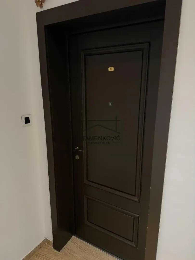Izdavanje, trosoban stan, 57m², Novi Sad Sve Podlokacije, Novi Sad