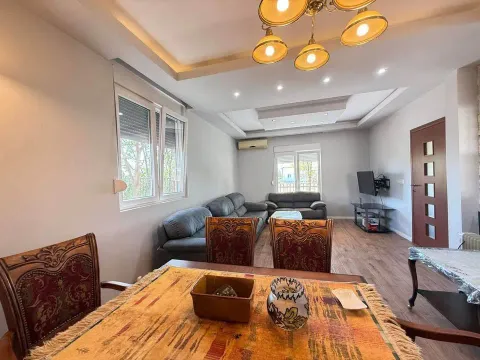 Izdavanje, ugostiteljski objekat, 110m², Golubovci, Podgorica - image 3