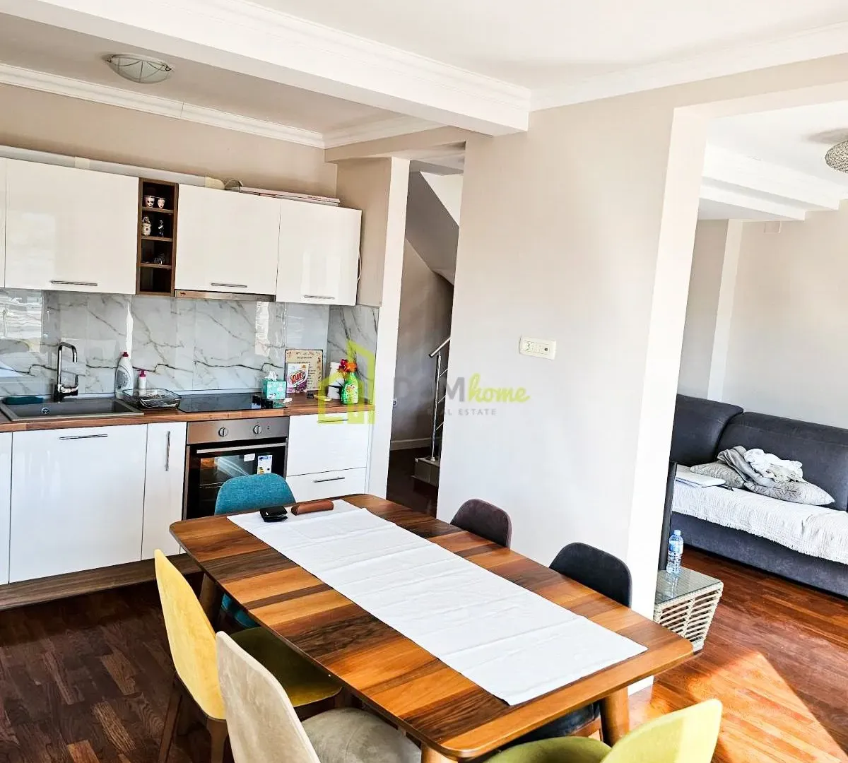 Izdavanje, trosoban stan, 124m², Babin Do, Budva