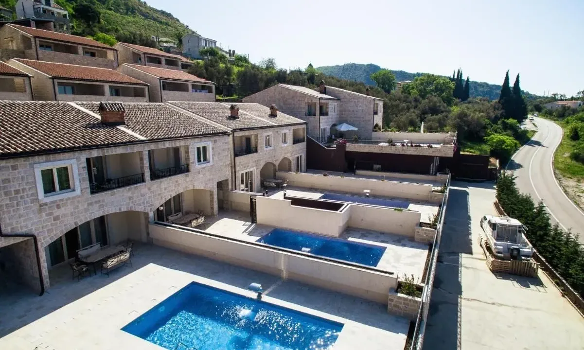 Sale, house, 225m², Reževići, Budva