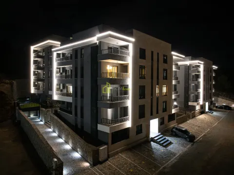 Prodaja, trosoban stan, 122m², Gorica C, Podgorica - image 24