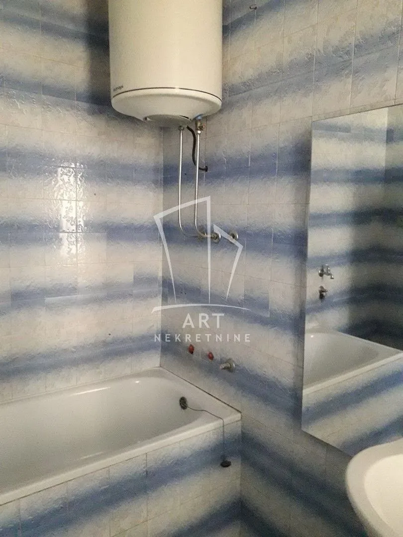 Sale, five bedroom apartment, 180m², Savski Venac, Beograd