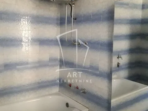 Sale, five bedroom apartment, 180m², Savski Venac, Beograd - image 10