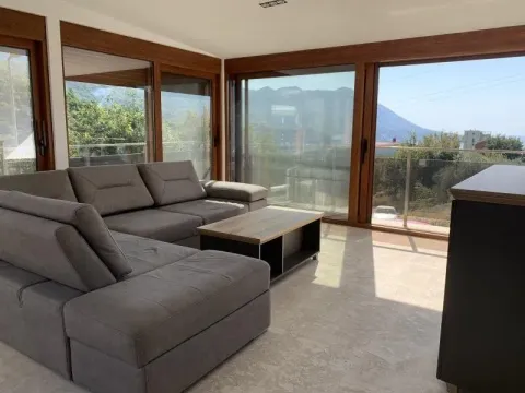 Prodaja, dvosoban stan, 107m², Bečići, Budva - image 1