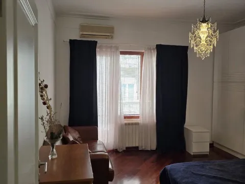 Rent, three bedroom apartment, 86m², Kalenić Pijaca, Vračar Sve Podlokacije - image 5