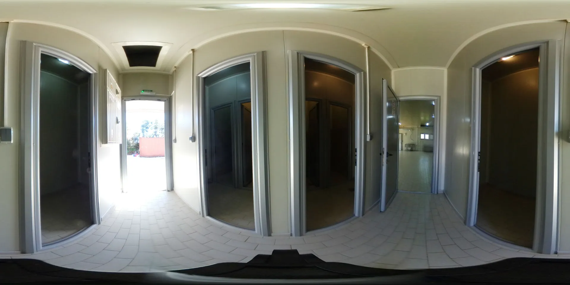 Rent, office space, 182m², Zaljevo, Bar