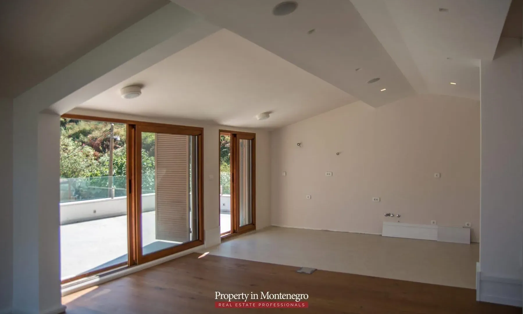 Prodaja, kuća, 585m², Stoliv, Kotor