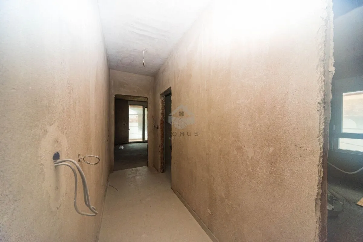 Prodaja, jednosoban stan, 55m², Momišići, Podgorica