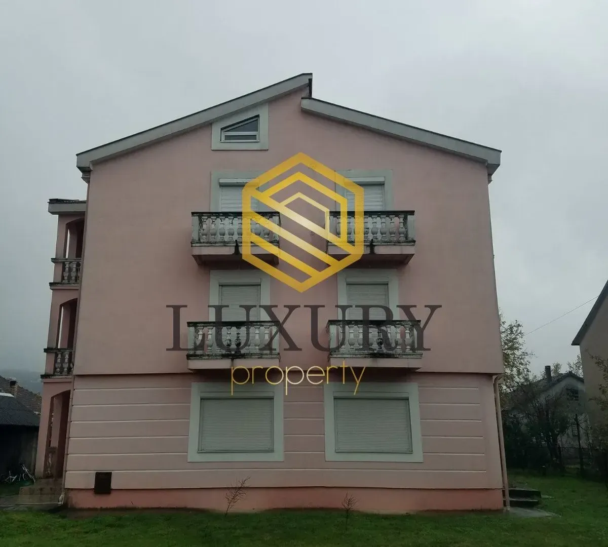 Rent, apartment, 120m², Zlatica, Podgorica