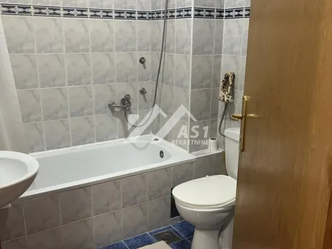 Izdavanje, jednosoban stan, 45m², Detelinara, Novi Sad Sve Podlokacije - image 11