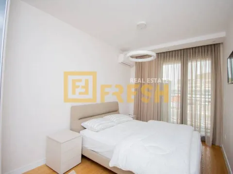 Izdavanje, trosoban stan, 113m², Preko Morače, Podgorica - image 12