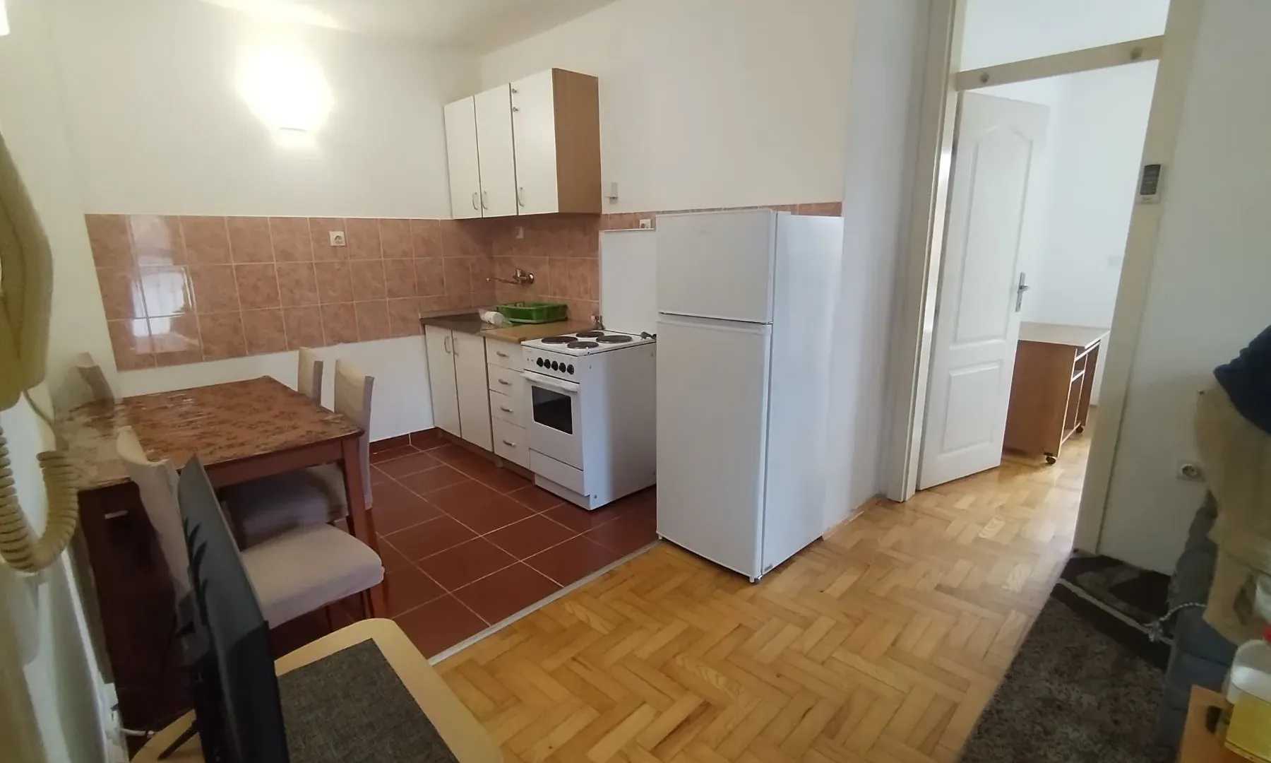 Rent, two bedroom apartment, 50m², Kanarevo Brdo, Beograd