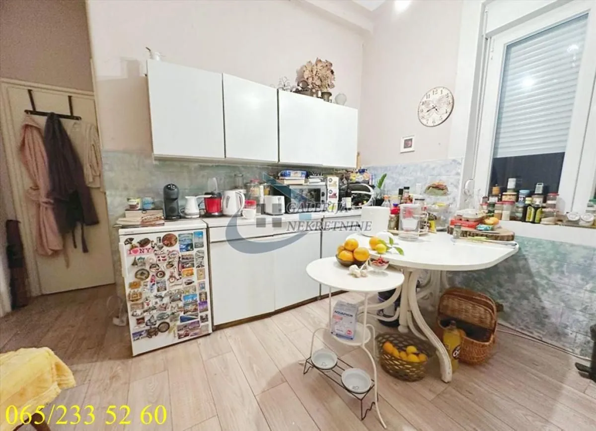 Prodaja, trosoban stan, 97m², Stari Grad, Beograd