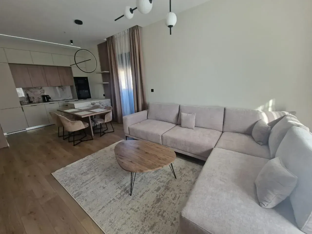 Izdavanje, stan, 58m², Tivat, Crna Gora