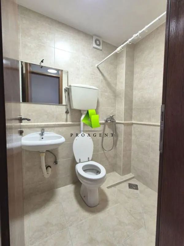 Izdavanje, četvorosoban stan, 95m², Medijana, Niš