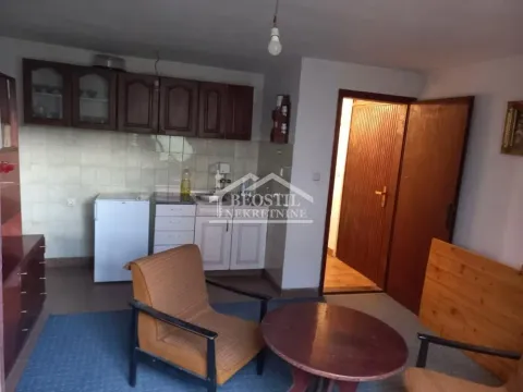Prodaja, kuća, 191m², Vrčin, Grocka - image 15