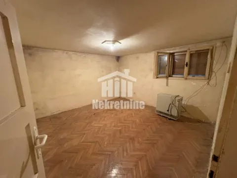 Sale, two bedroom apartment, 60m², Zemun Kalvarija, Zemun Sve Podlokacije - image 3