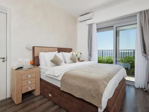 Prodaja, kuća, 233m², Kotor, Crna Gora - image 21