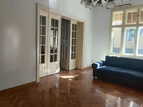 Izdavanje, kuća, 220m², Vukov Spomenik, Zvezdara Sve Podlokacije