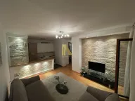 Izdavanje, dvosoban stan, 52m², Stari grad, Novi Sad - image 1