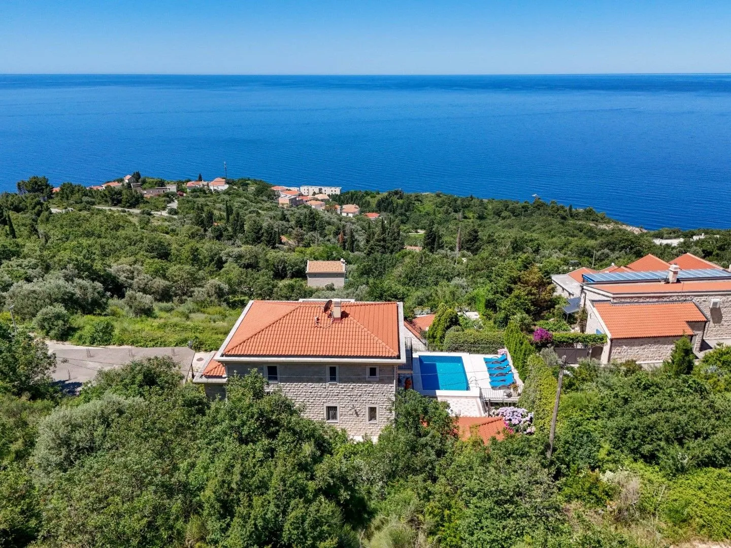 Sale, house, 317m², Reževići, Budva