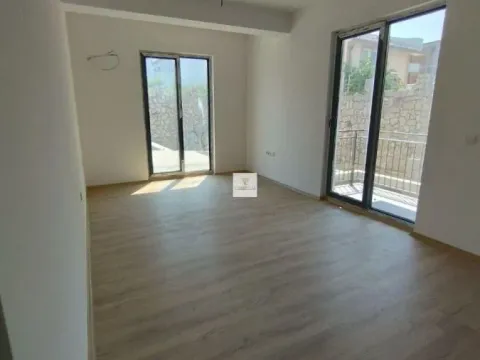 Prodaja, stan, 60m², Bar, Crna Gora