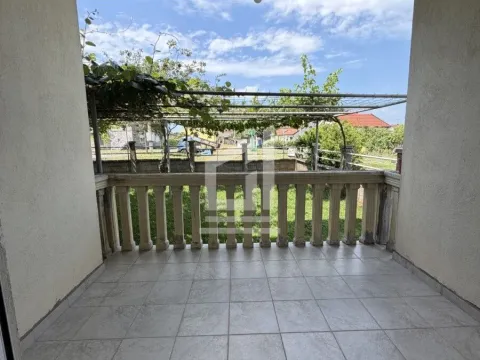 Prodaja, kuća, 187m², Zlatica, Podgorica - image 7