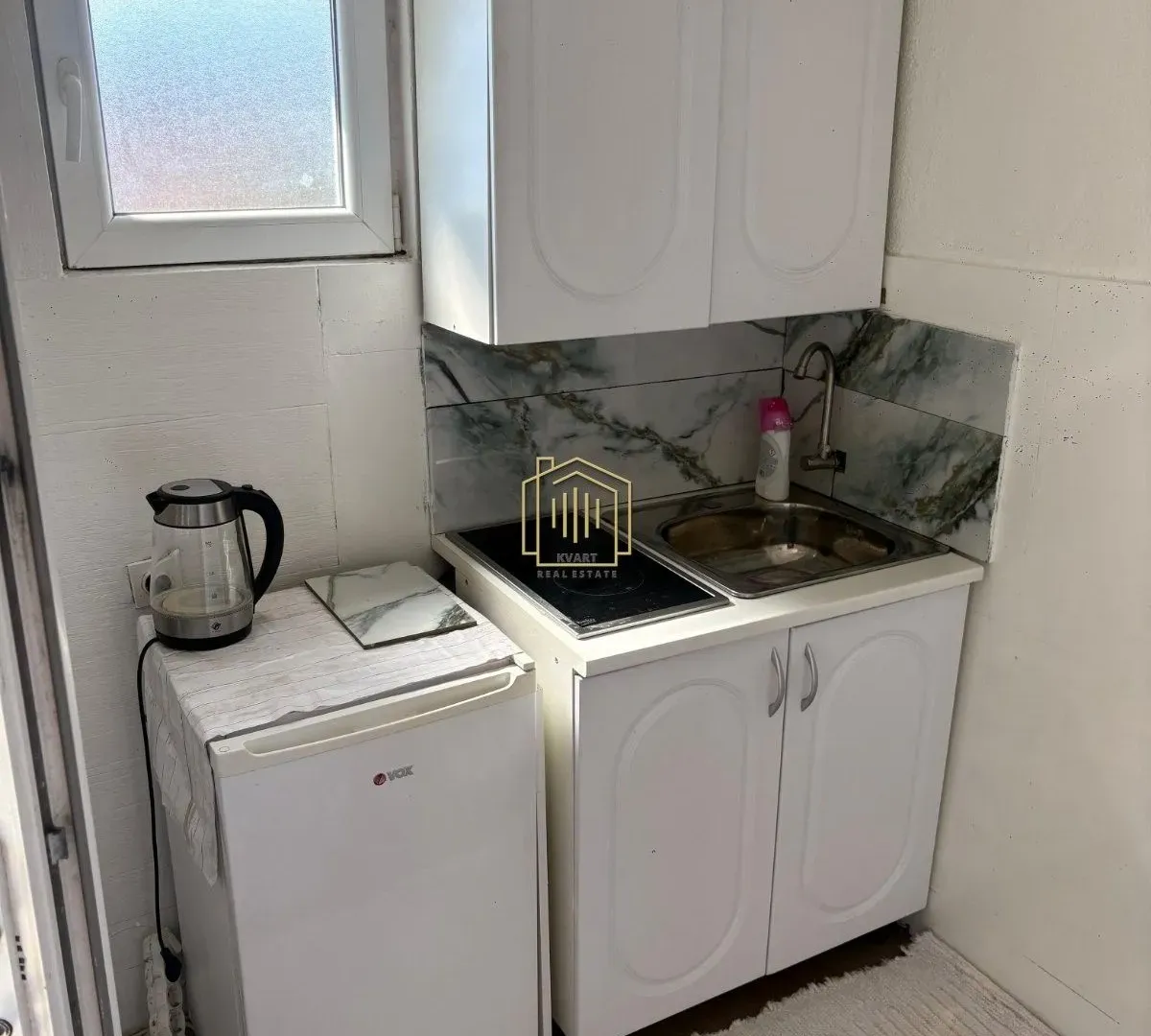 Izdavanje, stan, 30m², Stari Aerodrom, Podgorica