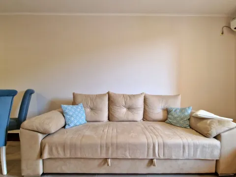 Izdavanje, jednosoban stan, 38m², Bečići, Budva - image 7