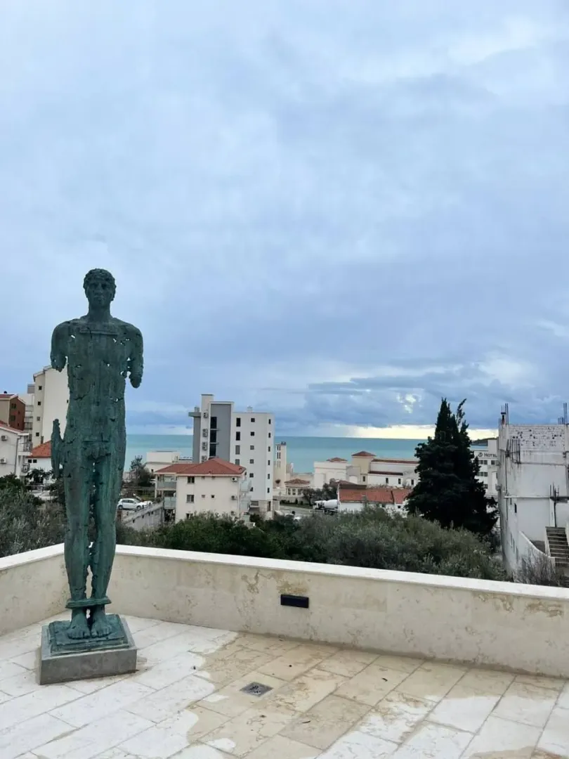Sale, two bedroom apartment, 82m², Bečići, Budva
