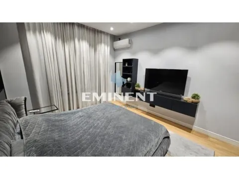 Izdavanje, trosoban stan, 75m², Stari Grad, Beograd - image 8