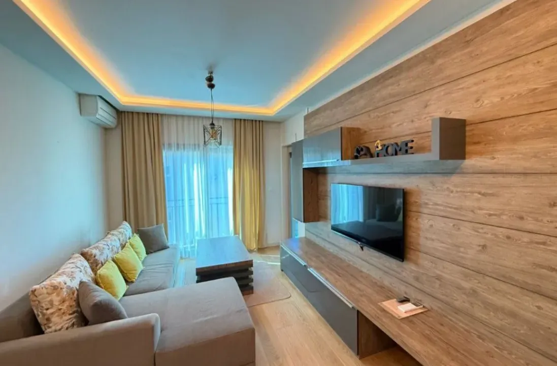 Izdavanje, jednosoban stan, 50m², Pržno, Budva