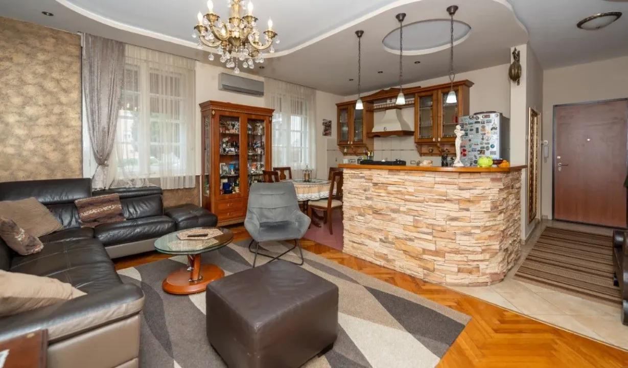 Rent, two bedroom apartment, 115m², Podgorica, Crna Gora