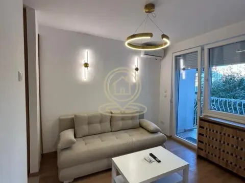 Izdavanje, jednosoban stan, 35m², Stari Grad, Beograd - image 17