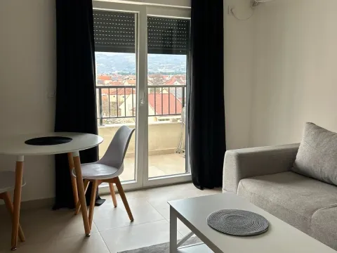 Rent, one bedroom apartment, 45m², Zagorič, Podgorica - image 4