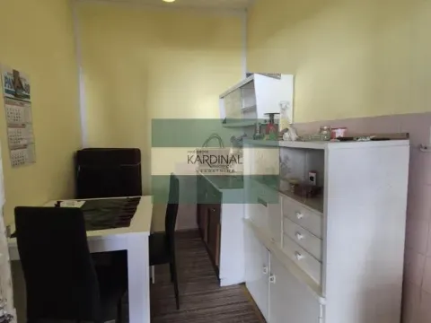 Prodaja, kuća, 75m², Centar, Jagodina - image 12