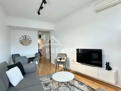 Izdavanje, jednosoban stan, 53m², Centar, Podgorica - image 9