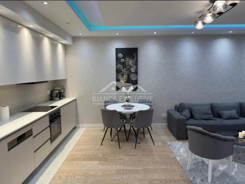 Sale, three bedroom apartment, 76m², Savski Venac, Beograd