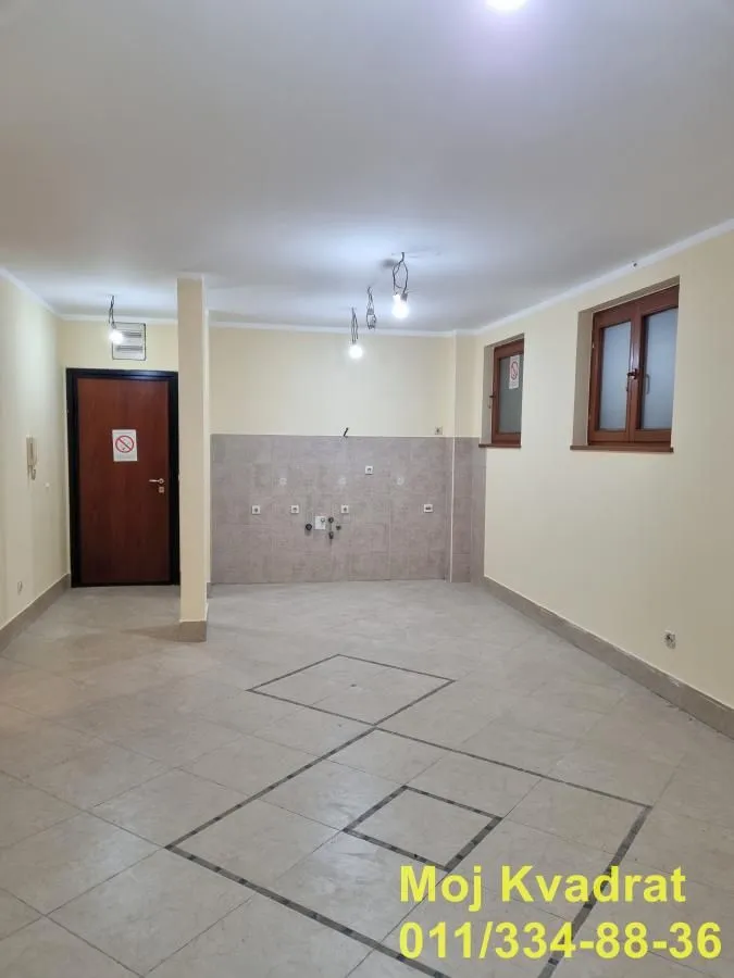 Sale, office space, 72m², Lekino Brdo, Voždovac Sve Podlokacije