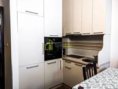 Izdavanje, dvosoban stan, 45m², Centar, Budva - image 10
