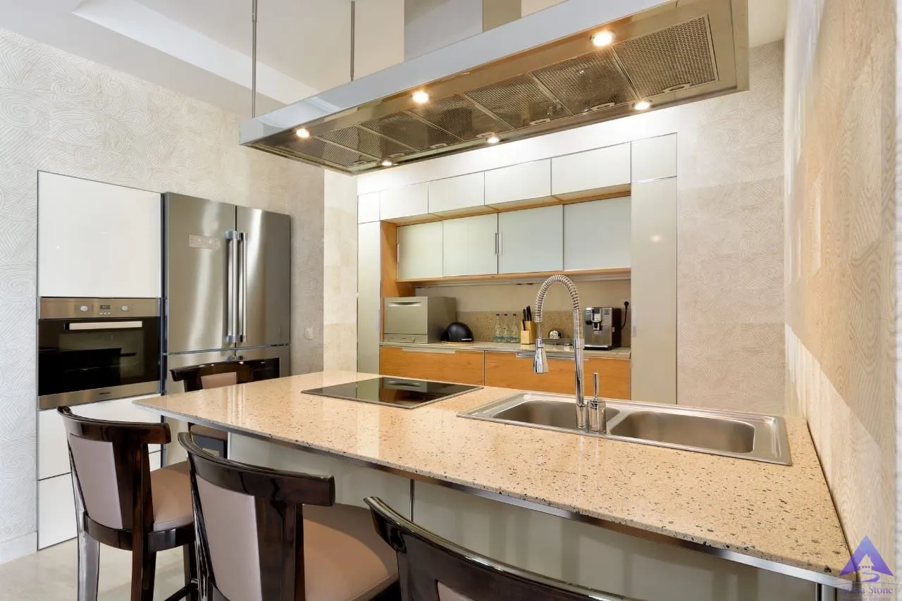 Prodaja, kuća, 378m², Centar, Budva