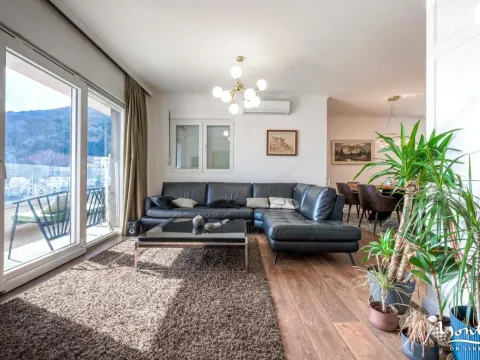 Prodaja, trosoban stan, 140m², Budva, Crna Gora - image 16