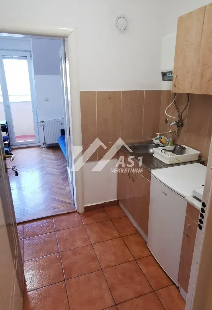 Rent, apartment, 22m², Grbavica, Novi Sad Sve Podlokacije