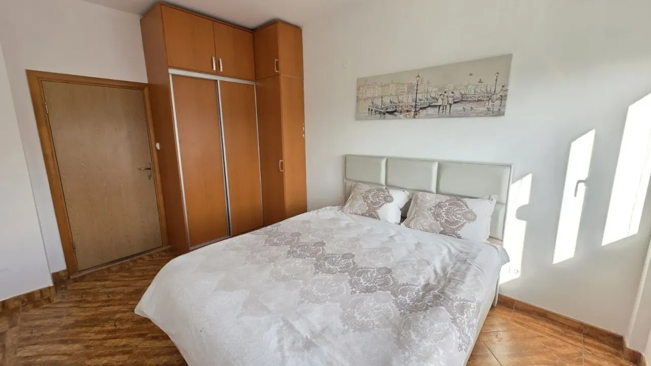 Rent, apartment, 90m², Tivat, Crna Gora